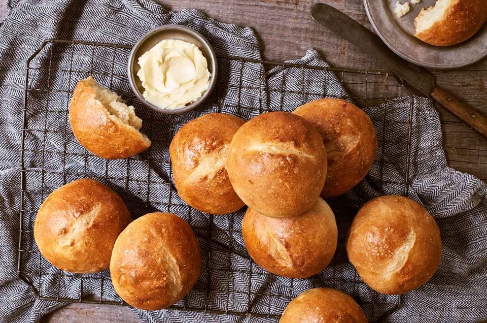 Crusty European-Style Hard Rolls Recipe