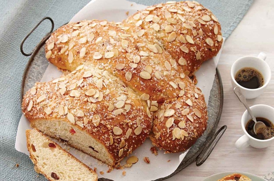 Colomba Pasquale (Easter Dove Bread)