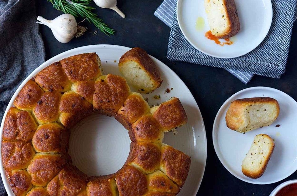 Herb and Garlic Bubble Loaf