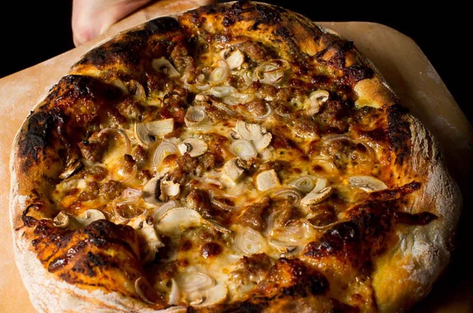 Artisan No-Knead Pizza Crust