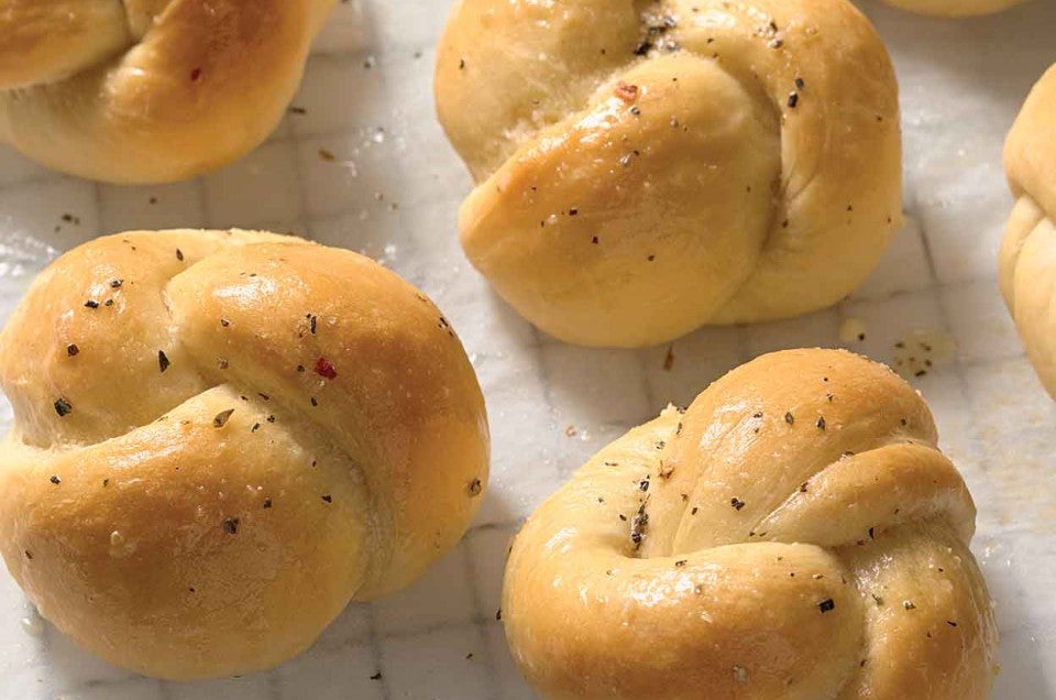 Soft Garlic Knots