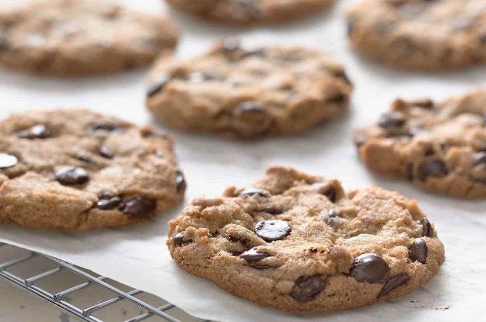 Crunchy Whole Grain Chocolate Chip Cookies