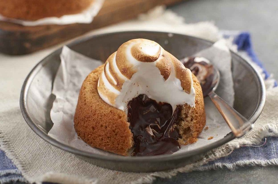 Mini S'Mores Cakes