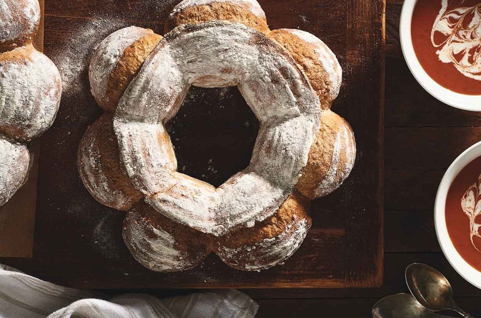 No-Knead Multigrain Crown