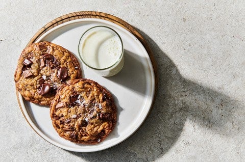 What's the best chocolate for chocolate chip cookies? | King