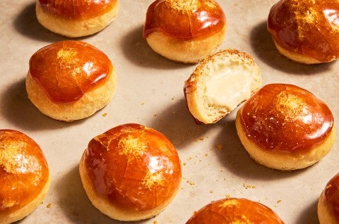 Crème Brûlée Buns  - select to zoom