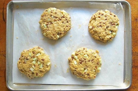 An Easy Way To Shape Scones via @kingarthurflour