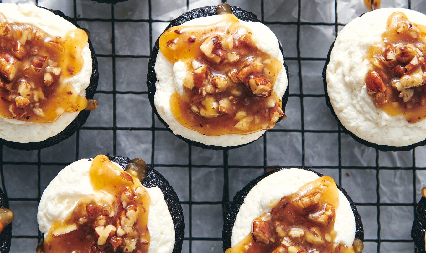 Chocolate Cupcakes with Pecan Caramel