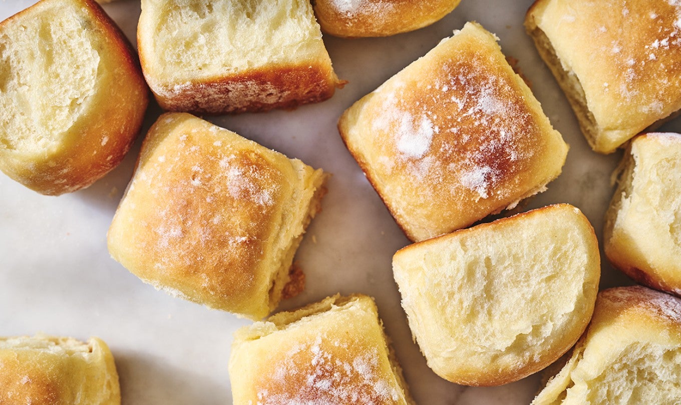 Amish Dinner Rolls