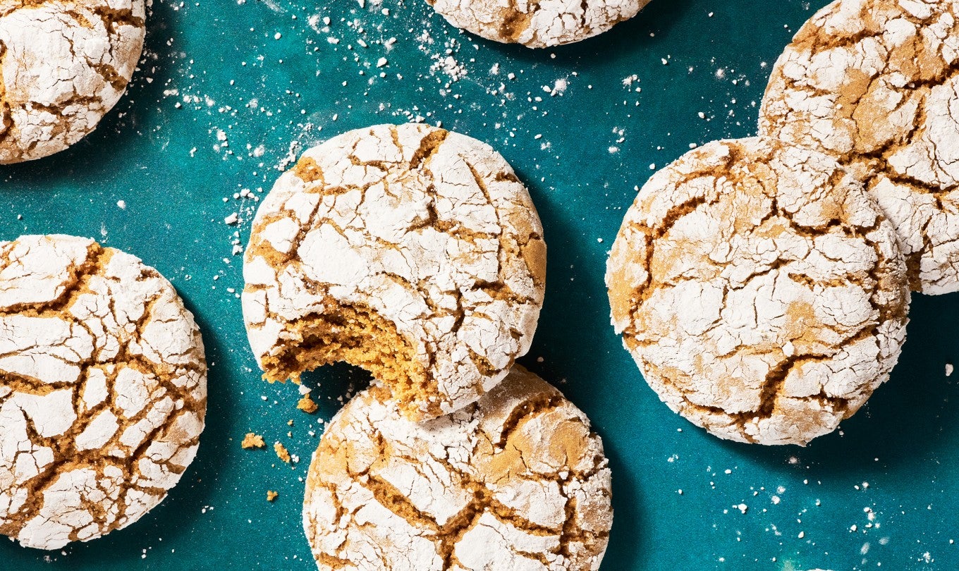 Gingerbread Crinkle Cookies