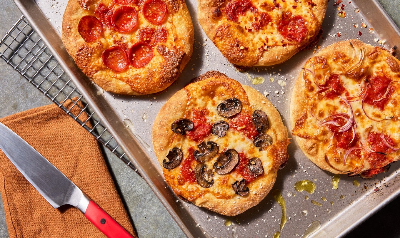 Snacking Pizzas