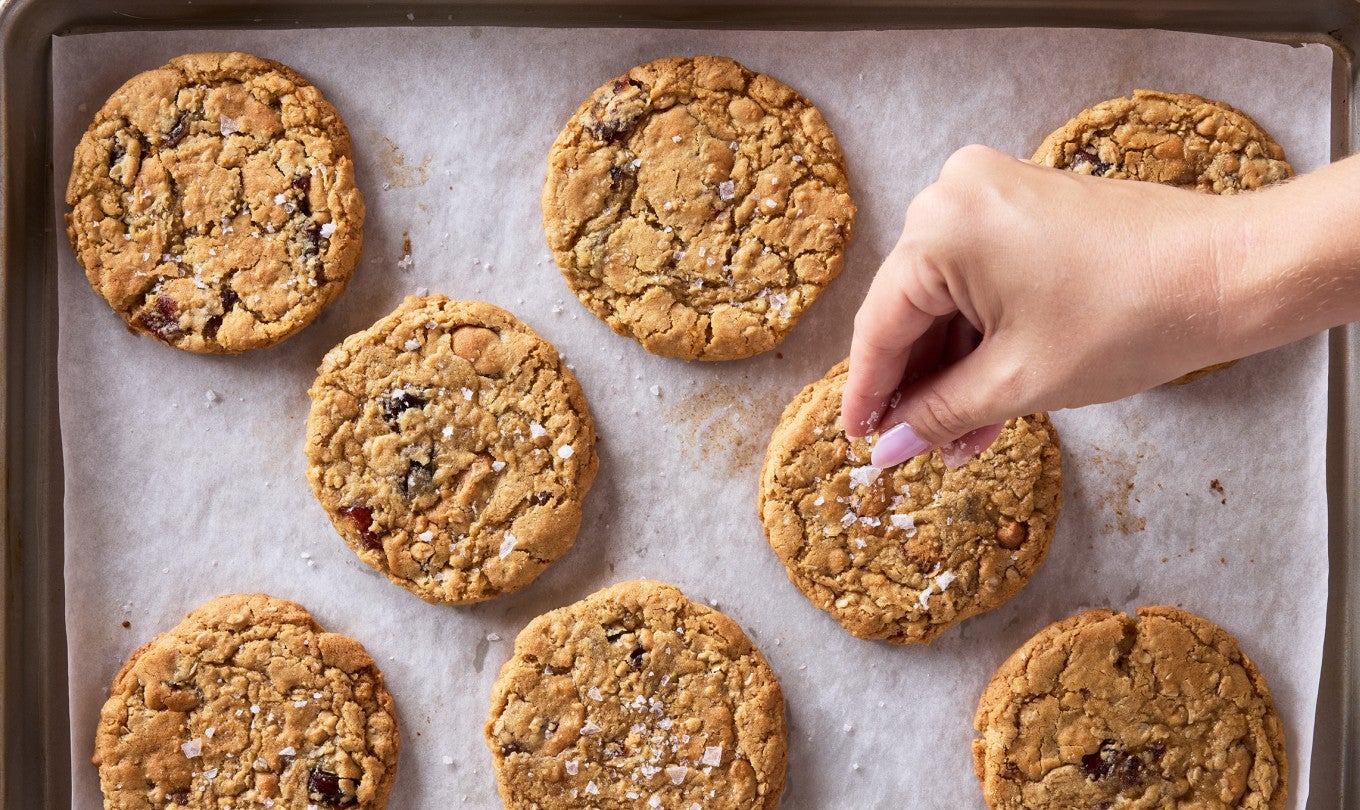 Oatmeal-Date Smash Cookies