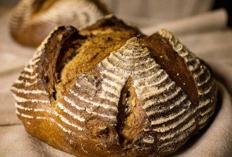 sourdough-rye-with-walnuts