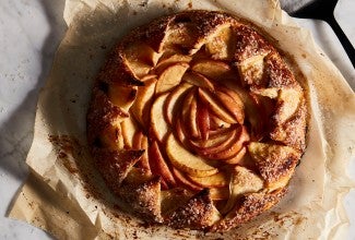 https://www.kingarthurbaking.com/sites/default/files/styles/kaf_thumbnail/public/2019-08/apple-galette.jpg?itok=-aq62BRA