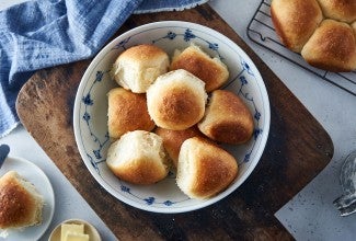 Sourdough Dinner Rolls