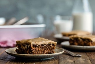 Gluten-Free Old-Fashioned Apple Cake