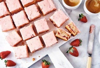 Strawberry Cake