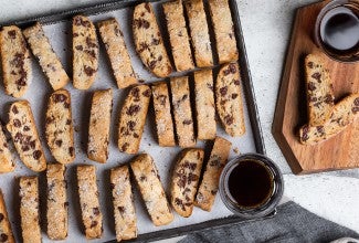 Chocolate Chip-Walnut Mandelbrot