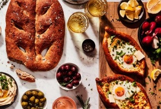 Khachapuri and fougasse 