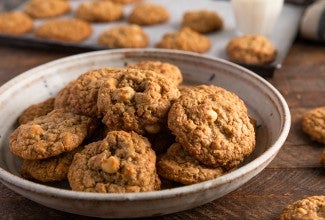 Butterscotch Macadamia Nut Cookies 