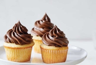 Vanilla cupcakes with chocolate frosting