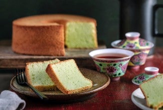 Pandan Chiffon Cake