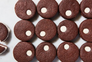 Chocolate sandwich cookies with a cream filling