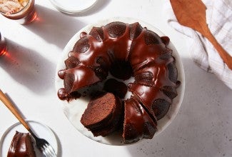 Root Beer Cake with Chocolate Root Beer Ganache