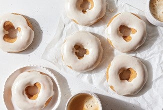 Vanilla Chai Doughnuts