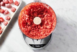 Chopping Berries Food Processor Complete