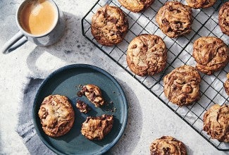 Vanilla Chocolate Chip Cookies