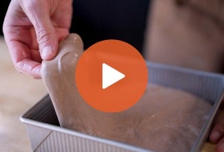 Play Button for YouTube Video of Chocolate Pan de Cristal - select to zoom