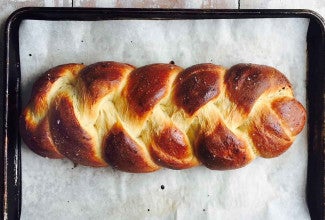 Challah with stretch marks 