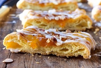 Almond Puff Loaf Bakealong via @kingarthurflour