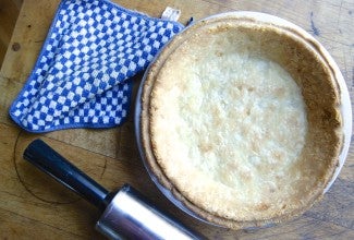 How to blind bake a pie crust via @kingarthurflour