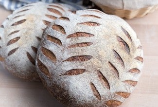 Decorative Cuts via @kingarthurflour