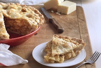 How to Prevent the Gap in Pie Crust via @kingarthurflour