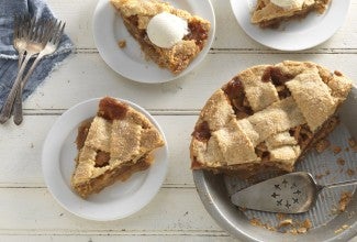 How to prevent runny apple pie via @kingarthurflour