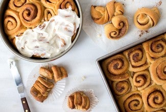 Making-cinnamon-rolls-1