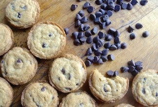 Muffin Pan Chocolate Chip Cookies via @kingarthurflour