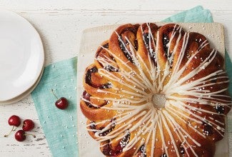 Spiced cherry breakfast ring via @kingarthurflour