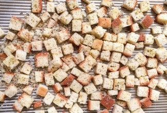 How to make gluten-free croutons via @kingarthurflour