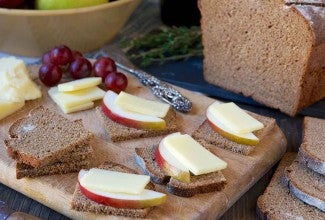 Classic Pumpernickel Bread