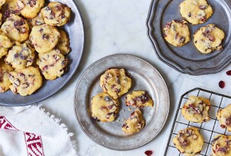 Soft and Chewy Vanilla-Orange Cranberry Cookies
