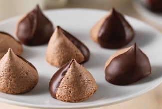 Chocolate Meringue Kisses