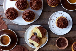 Chocolate-Filled Golden Cupcakes