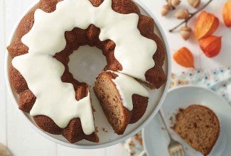 Banana Cinnamon Bundt Cake