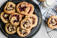Date Pinwheels (and their cranberry cousins)
