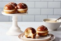 Plated Vanilla Cream-Filled Brioche