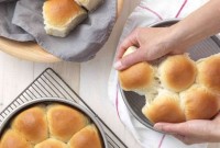 Baked dinner rolls in two pans